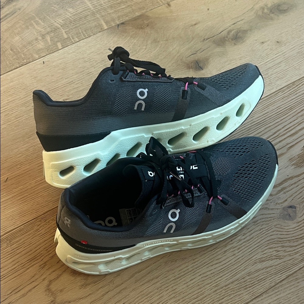 On Cloud Eclipse Running Women's Black Sneakers w… - image 4